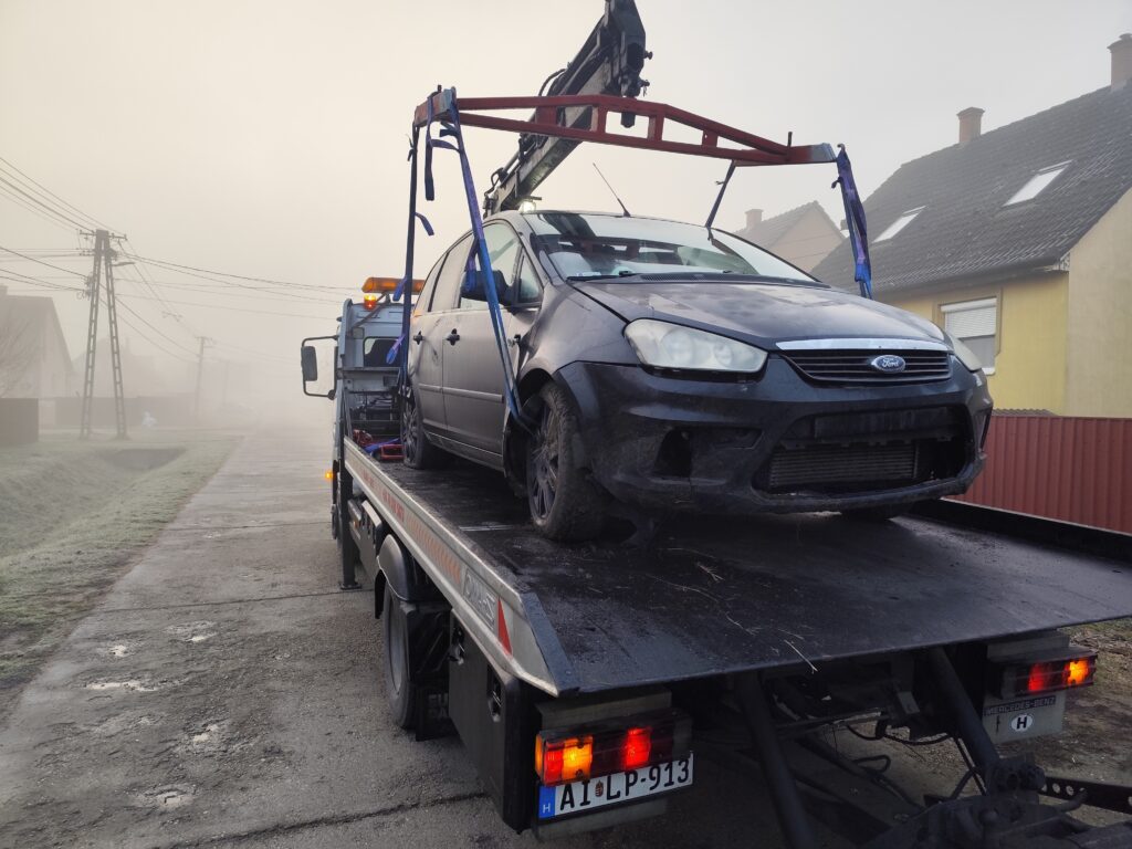 Autómentő Budapest Pest Megye Országos 50 A darus autómentés különösen fontos, ha: