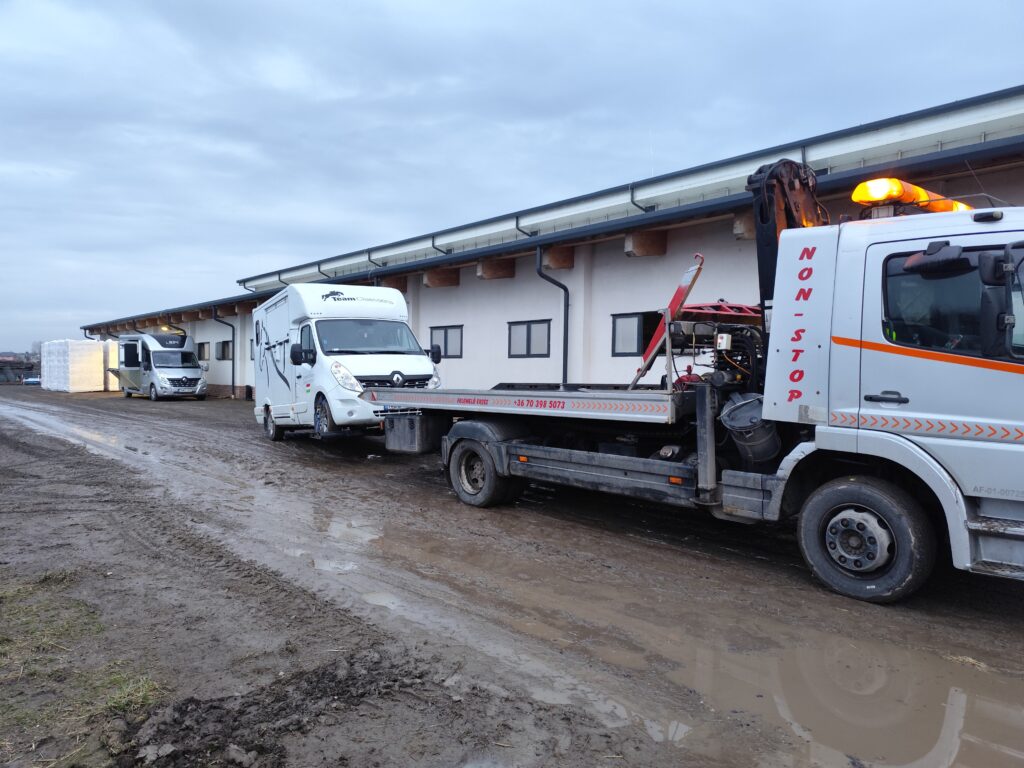 Mit tegyél ha lerobban az autód? Teljes útmutató autósoknak – biztonság, autómentés, árak 6 Autómentő Budapest Pest Megye Országos